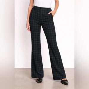 Urban Outfitters Plaid Pants Women’s Size 8 Green Black Flare Leg Trouser Y2K